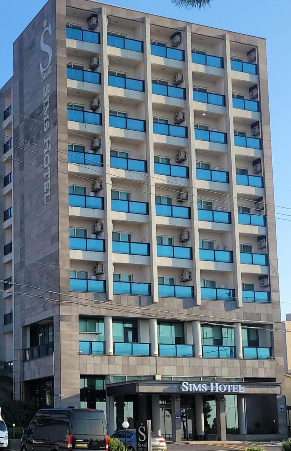 Sims Hotel Jeju Exterior foto