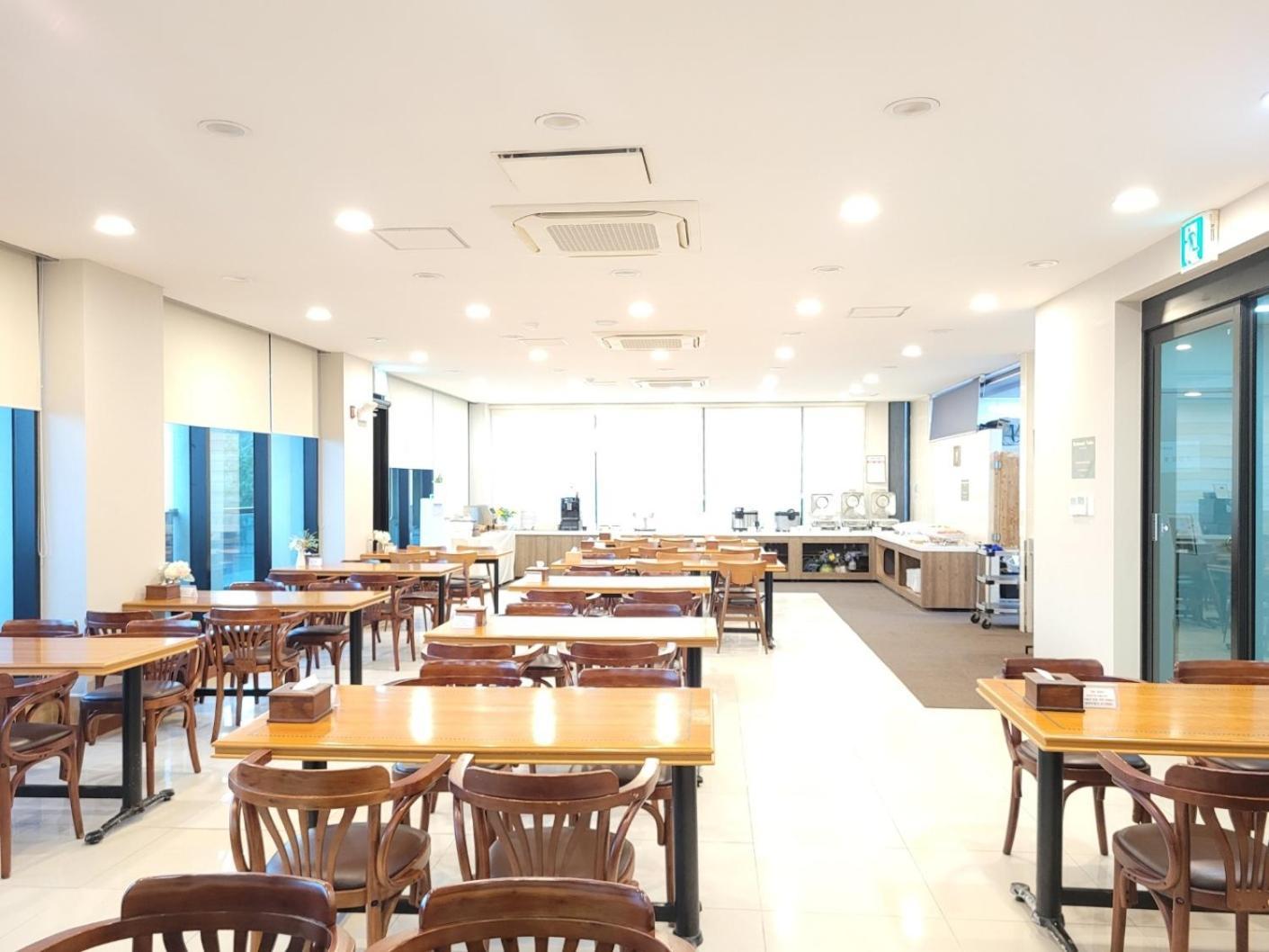 Sims Hotel Jeju Exterior foto